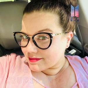 Meet your Posher, Amberlynn